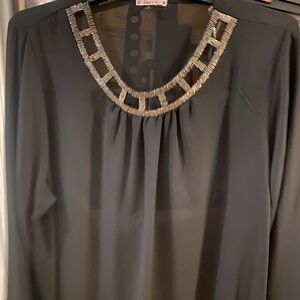 NWT-size 3x tulip sleeve,  fancy blouse